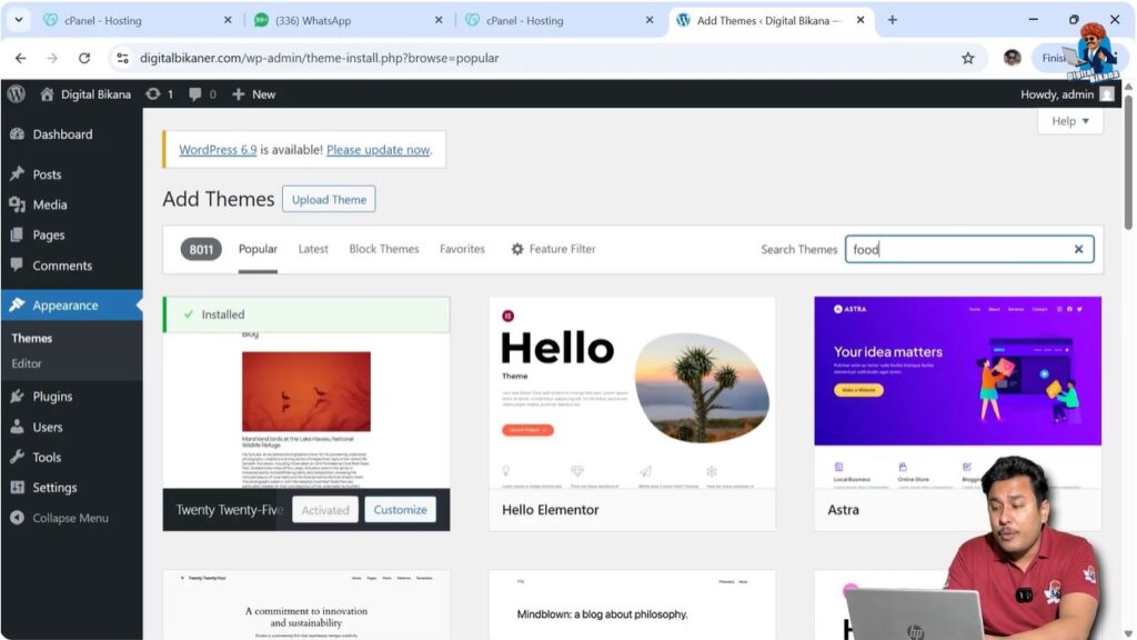 WordPress theme directory showing different theme options